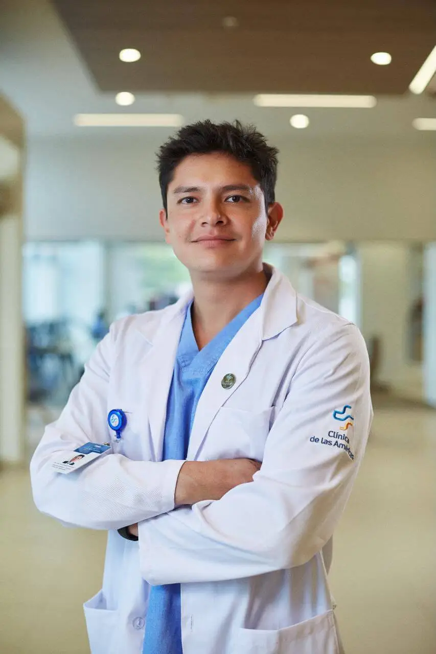Dr. Walter Fabricio Salinas